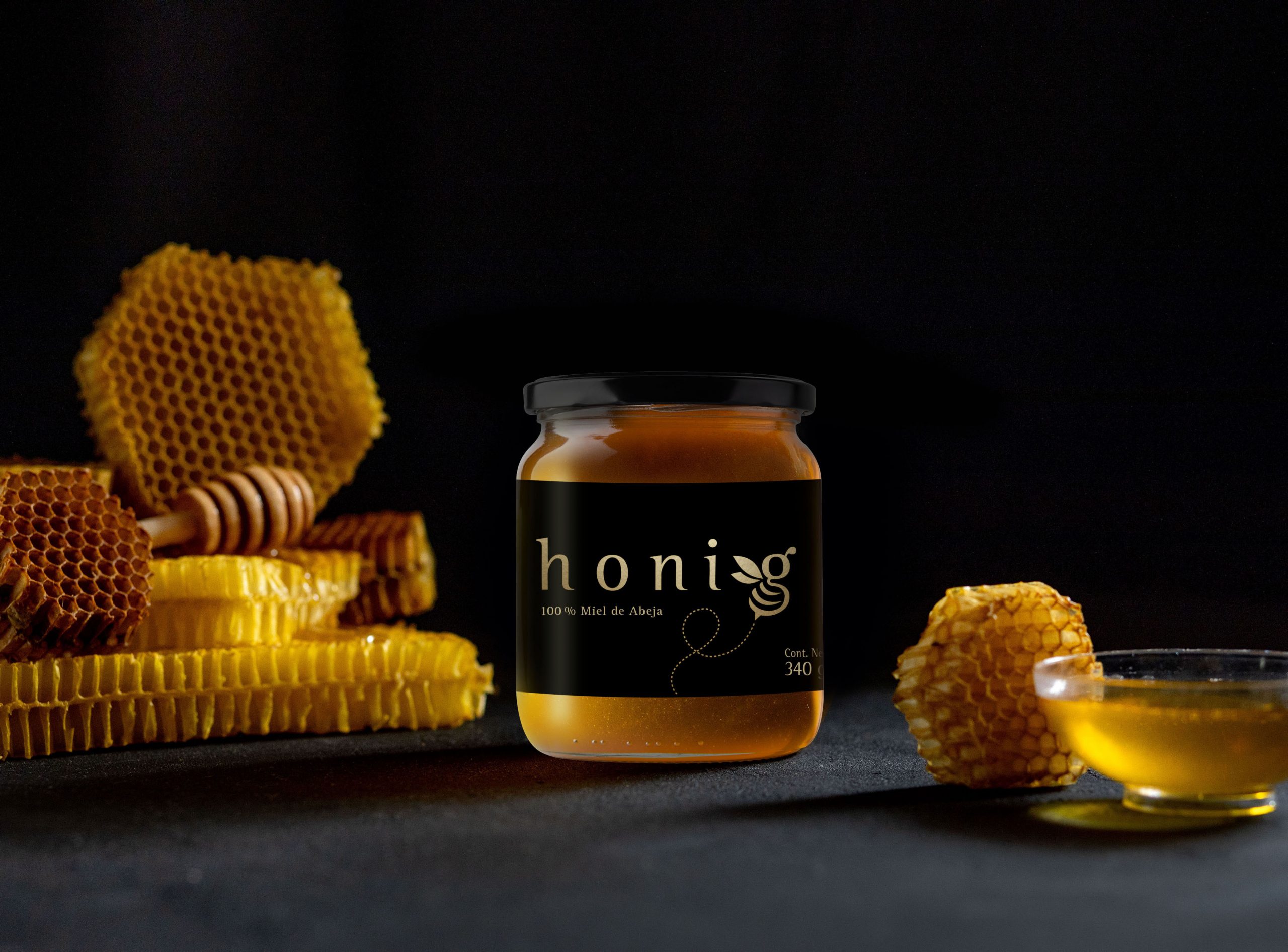 Honey,With,Honeycomb,On,Black,Table,,Top,View.,Space,For